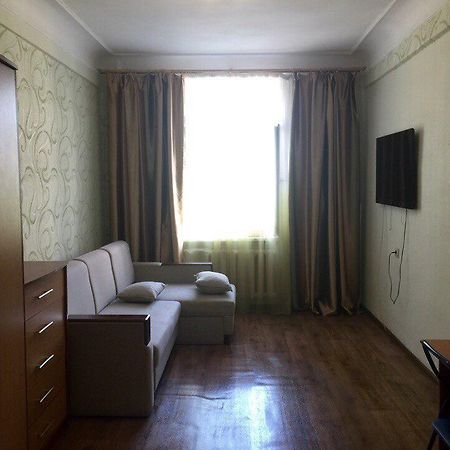 Room In Apartment Shevchenko 15/4 โอเดสซา ภายนอก รูปภาพ